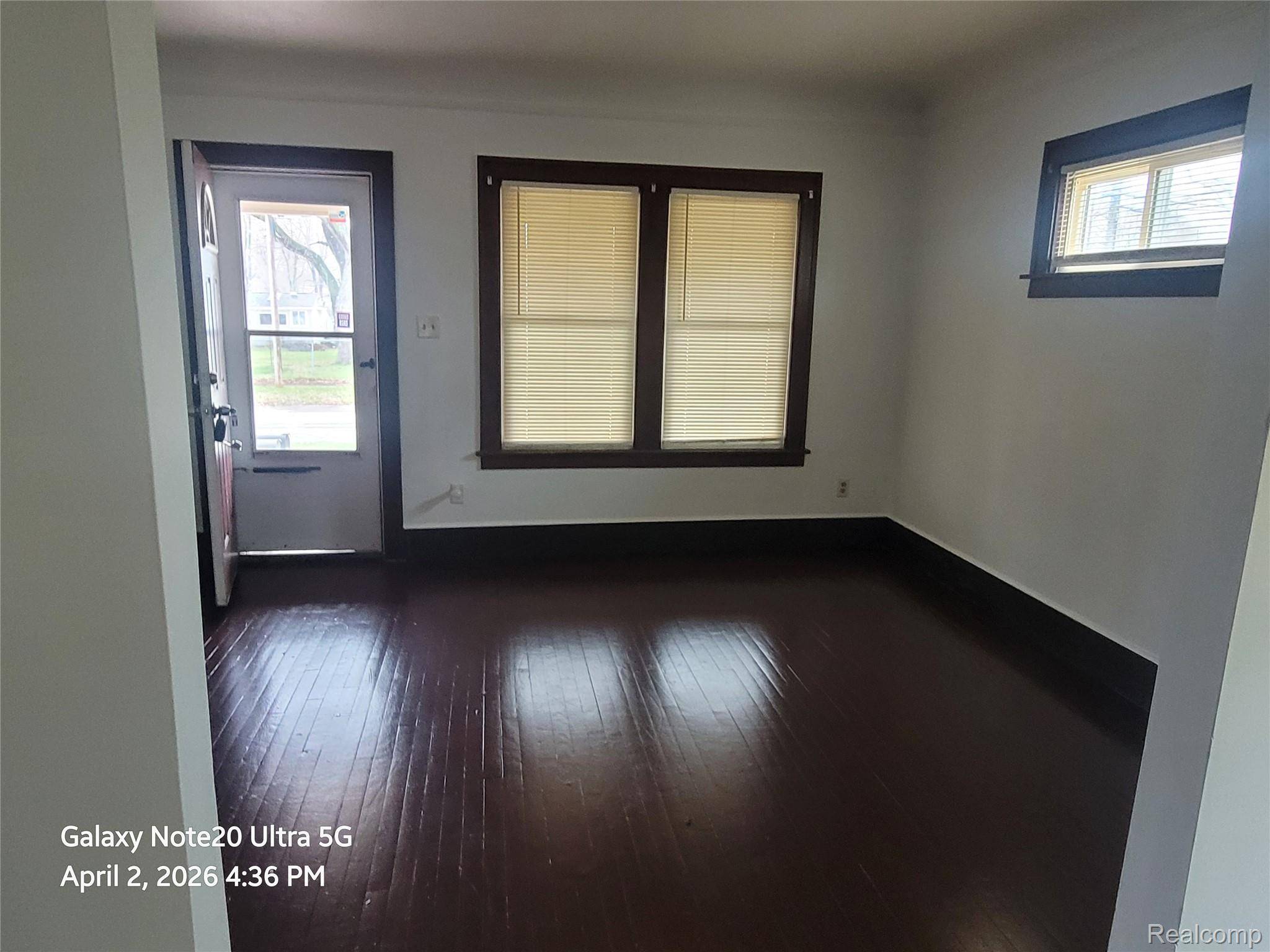 1656 MONTANA AVE, Flint, MI 48506