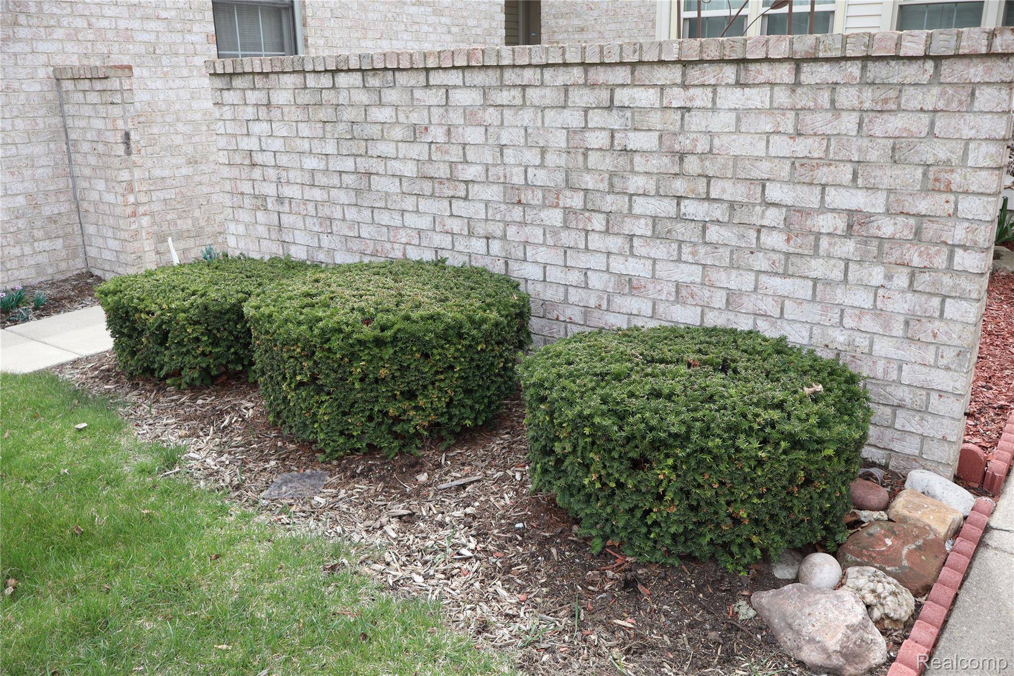 13500 Wyndemere CIR, Sterlingheightscity_macomb, MI 48313