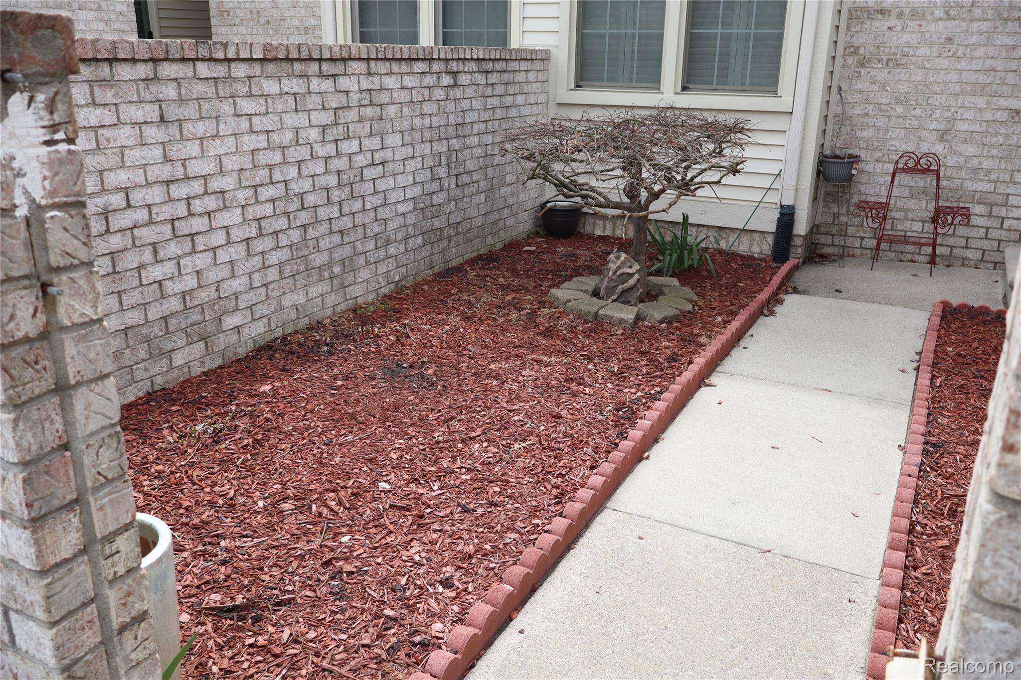 13500 Wyndemere CIR, Sterlingheightscity_macomb, MI 48313