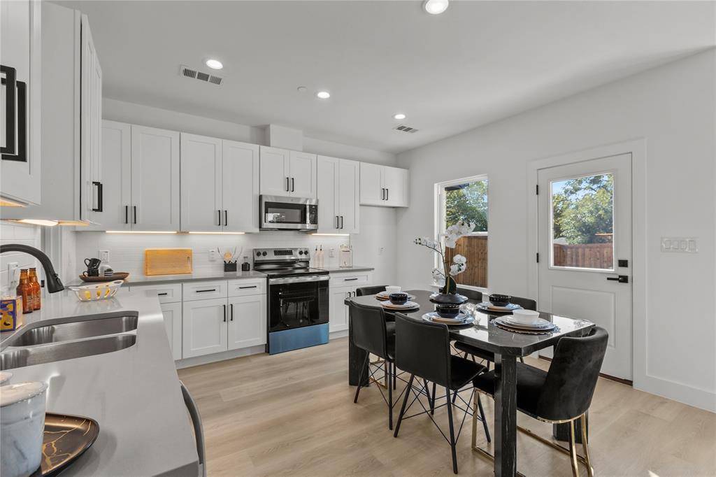 124 Homes Drive, Grand Prairie, TX 75050