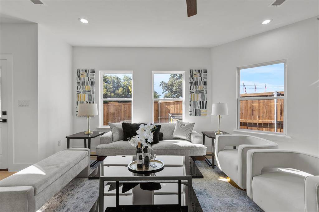 124 Homes Drive, Grand Prairie, TX 75050