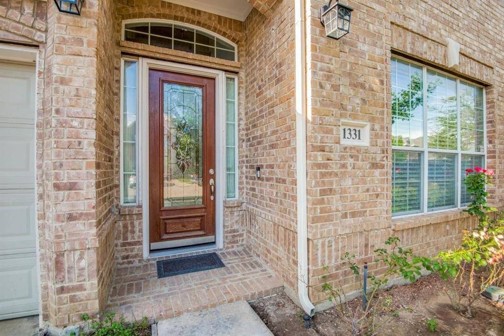 1331 Valley Vista Drive, Irving, TX 75063