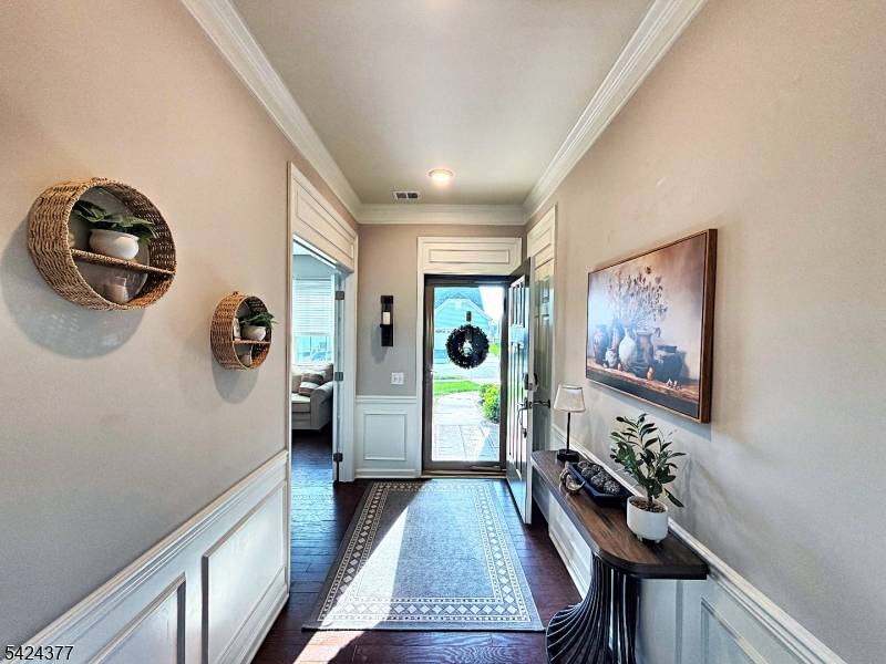 71 Sullivan Road, Raritan Twp., NJ 08822