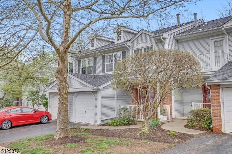 30 Birch Ter, Mount Arlington Boro, NJ 07856