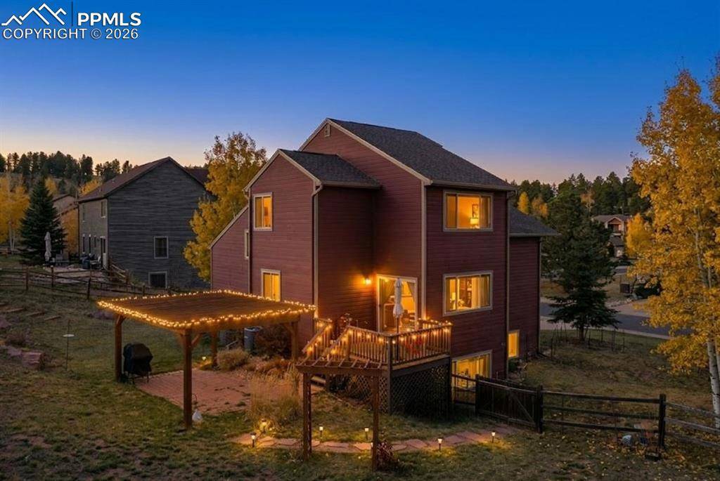 481 Black Bear TRL, Woodland Park, CO 80863