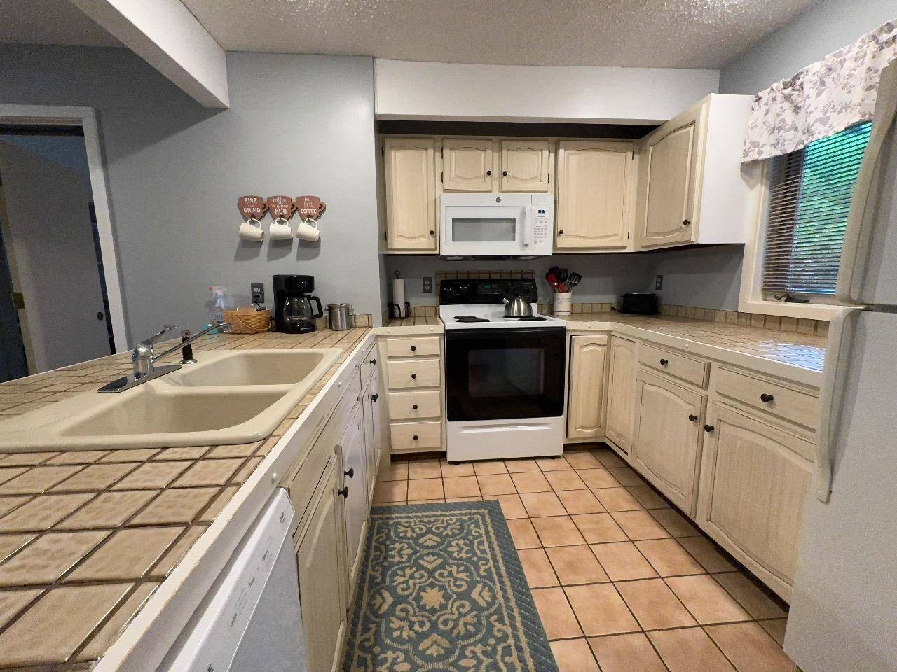 4673 Crossover DR, Kearney Twp, MI 49615