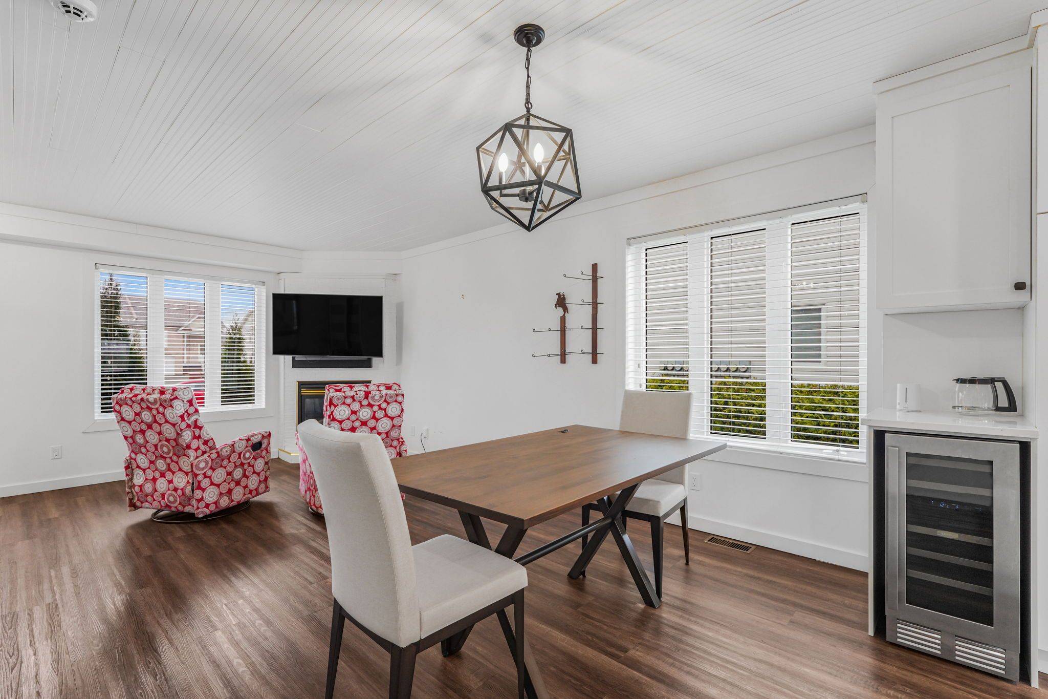 829 Nelson ST W, Hawkesbury, ON K6A 3T3