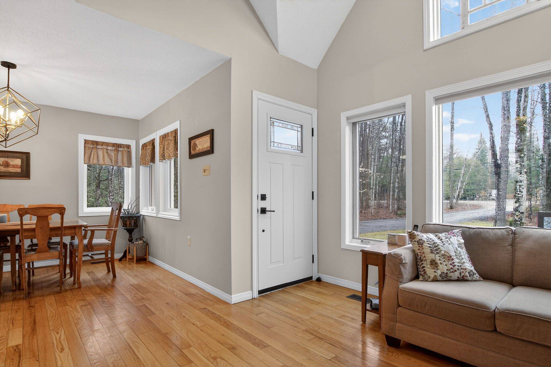 502 Tennyson RD, Drummond/north Elmsley, ON K7H 3C8