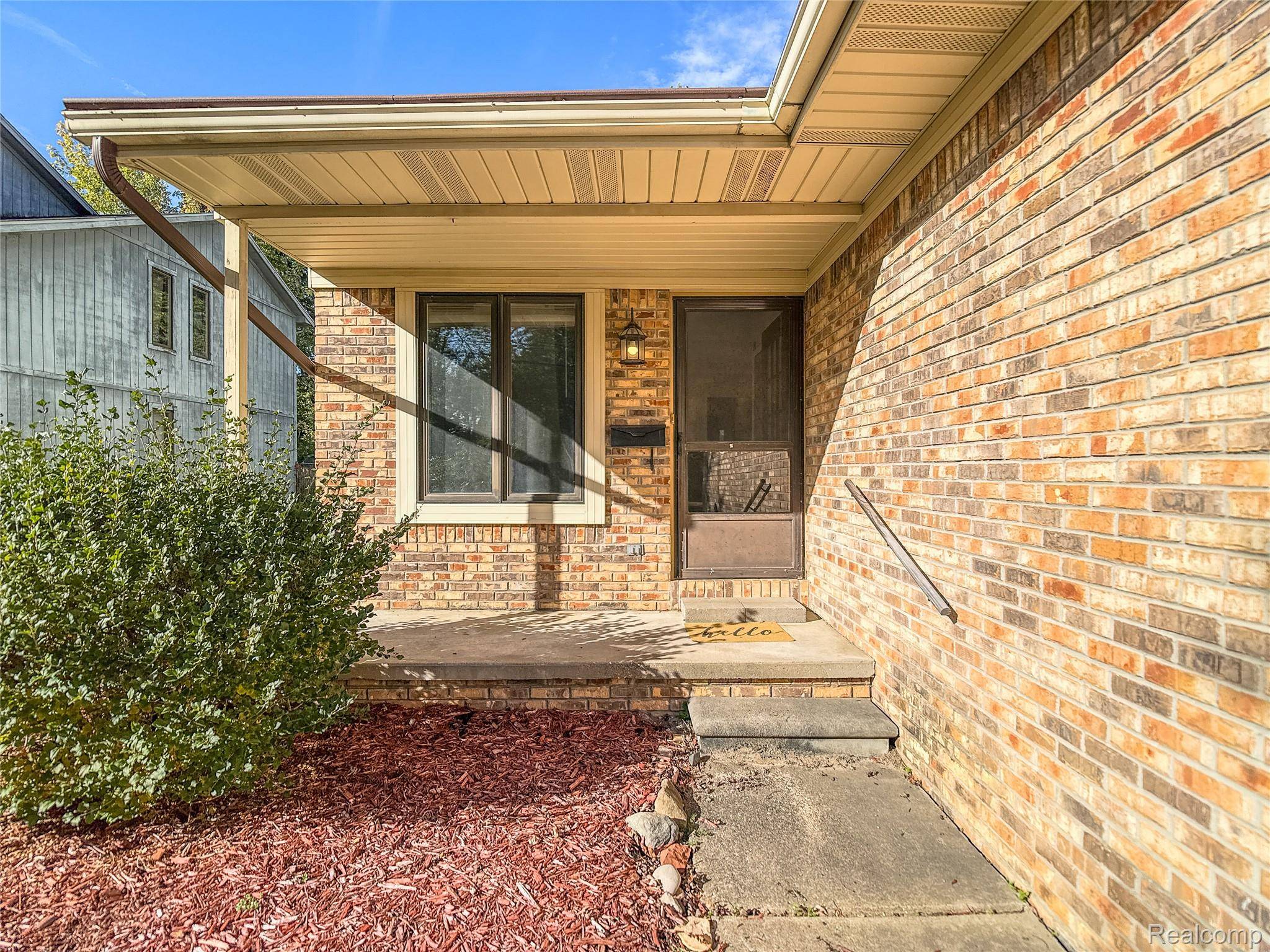 914 North RD, Fenton, MI 48430