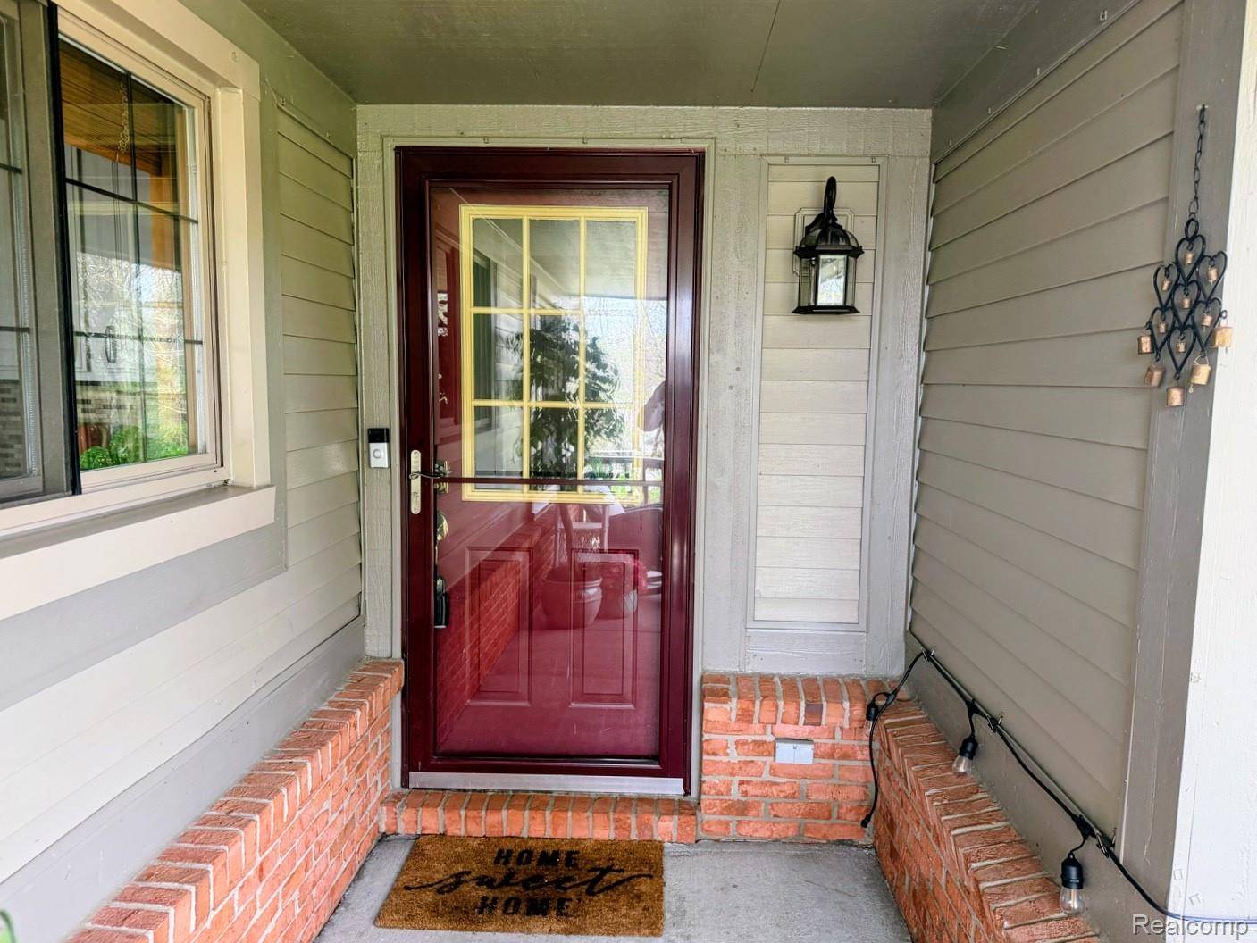 1033 Elmwood DR, Brightoncity_livingston, MI 48116