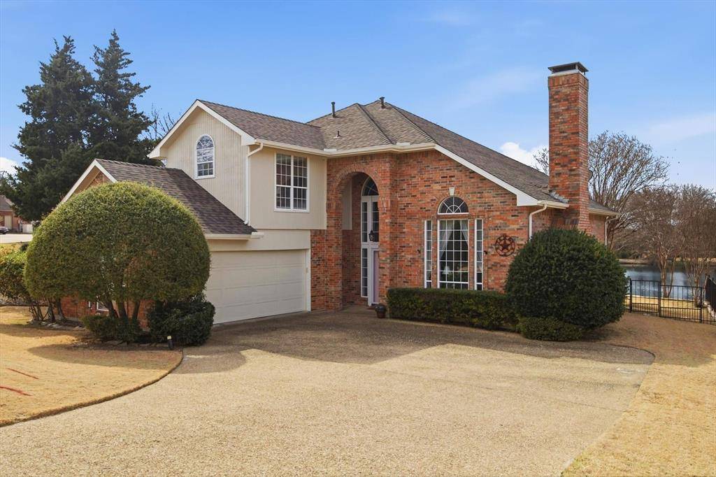 5204 Yacht Club Drive, Rockwall, TX 75032