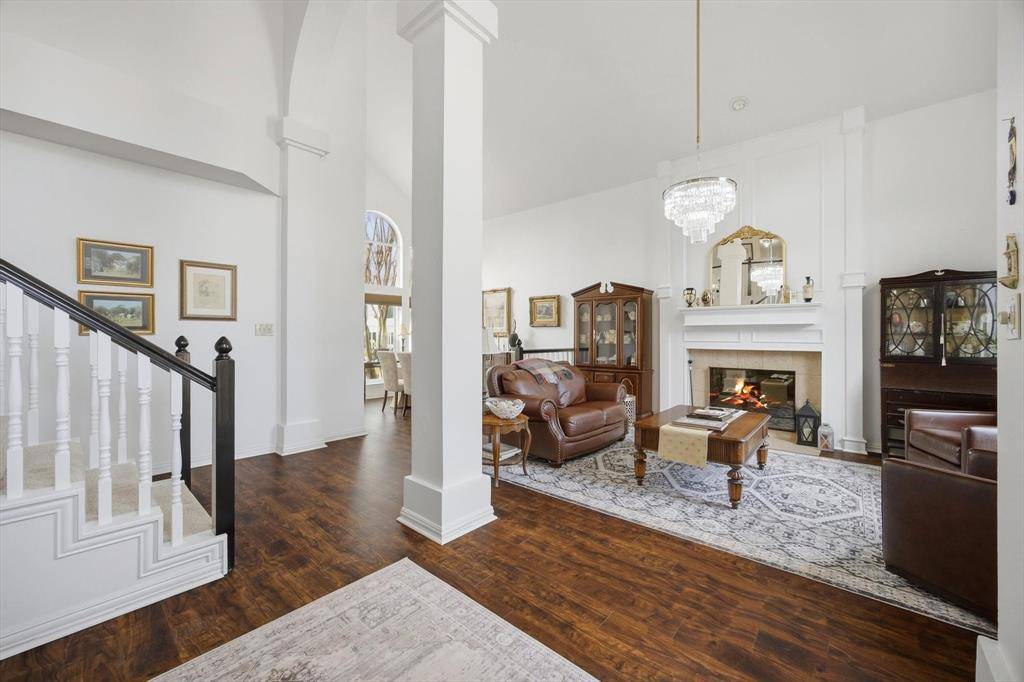 5204 Yacht Club Drive, Rockwall, TX 75032