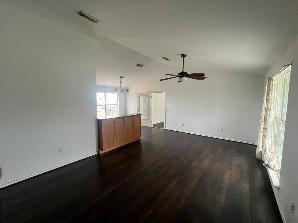 4433 County Road 895, Princeton, TX 75407