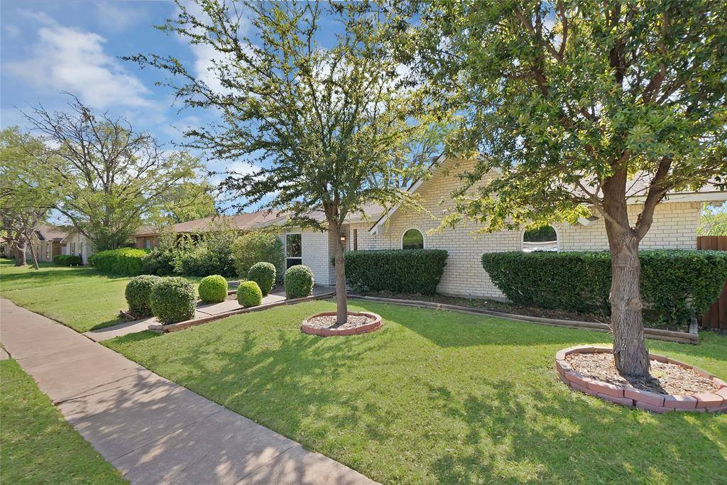 5040 S Colony Boulevard, The Colony, TX 75056