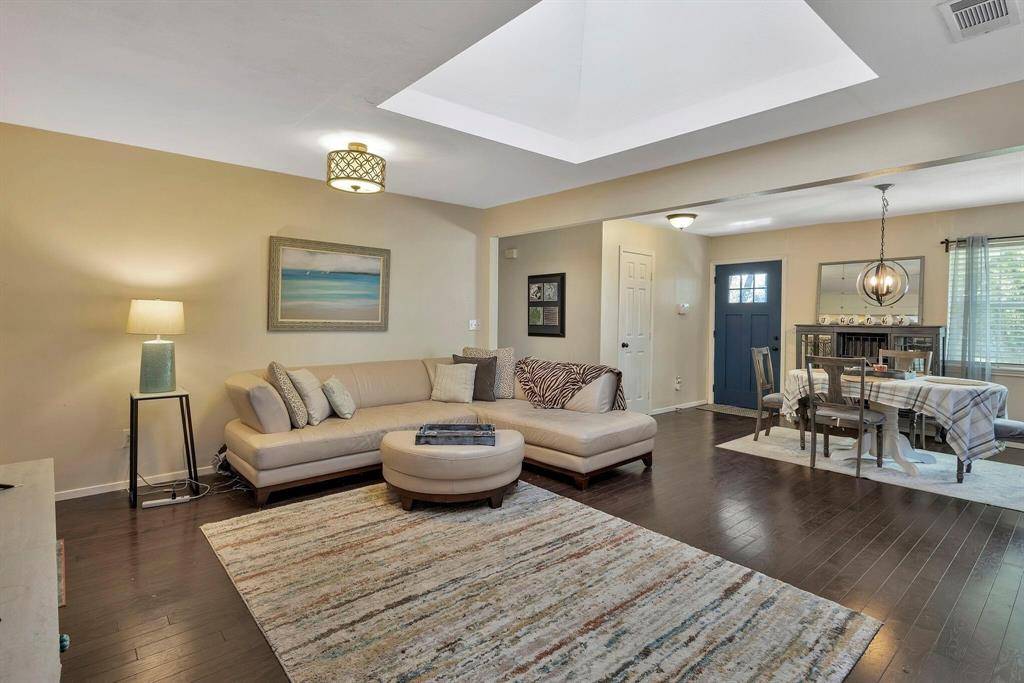 402 Kenway Street, Rockwall, TX 75087