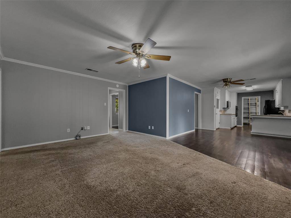 220 Cooper Drive, Hurst, TX 76053