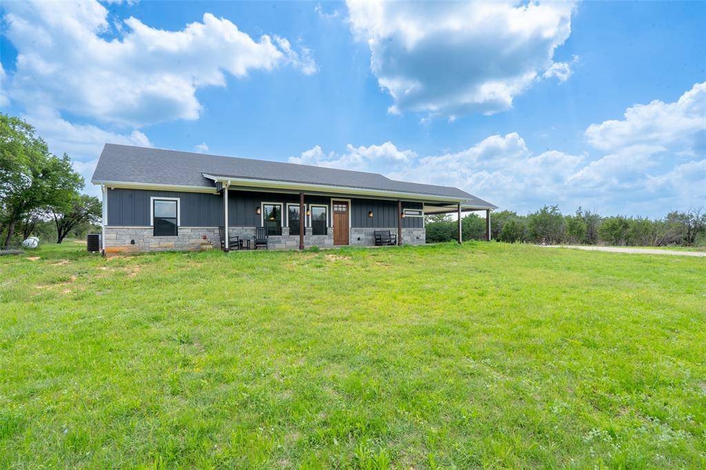 1260 Private Road 1656, Stephenville, TX 76401