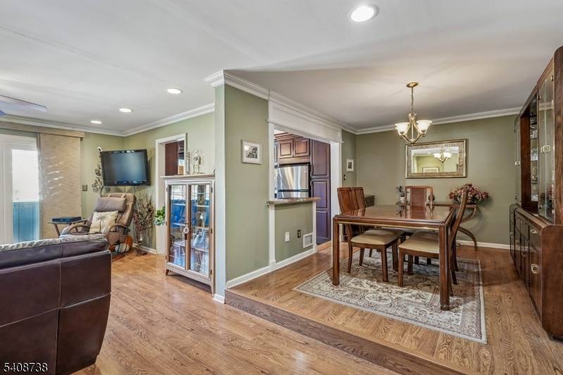 27 Espy Rd #A7, Caldwell Boro Twp., NJ 07006