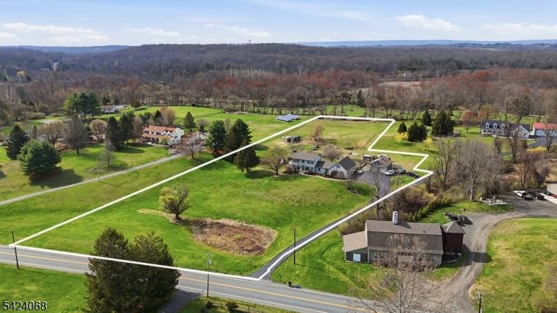 337 Johnsonburg Rd, Hope Twp., NJ 07825