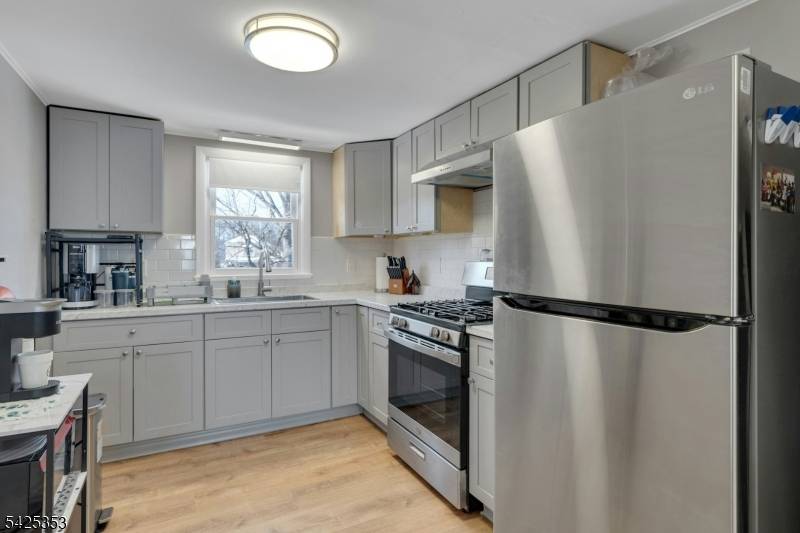 61 Christina St, Little Ferry Boro, NJ 07643