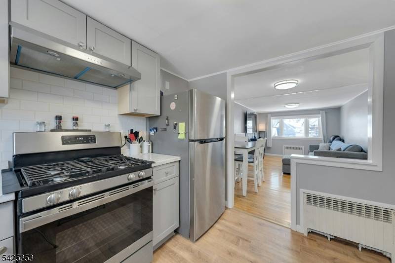 61 Christina St, Little Ferry Boro, NJ 07643