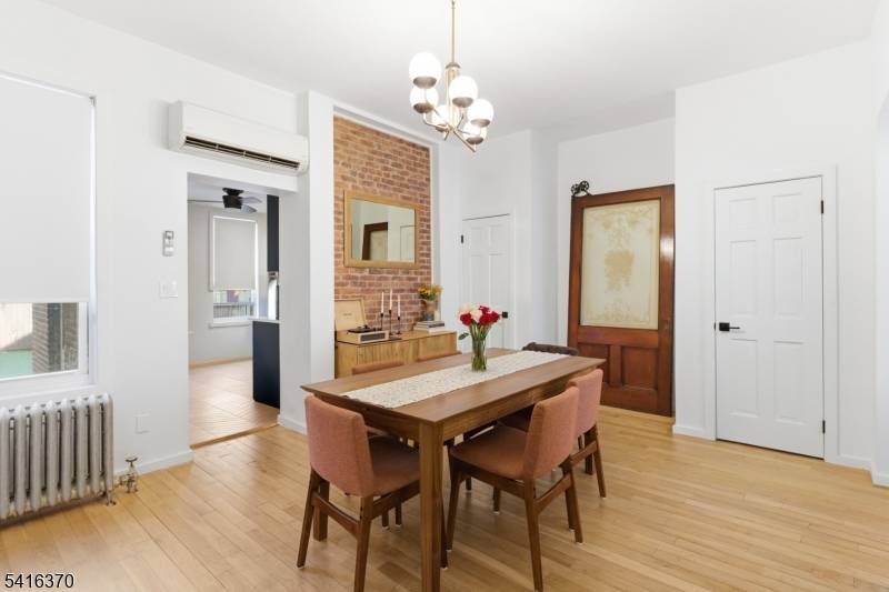 527 N 3Rd St, East Newark Boro, NJ 07029