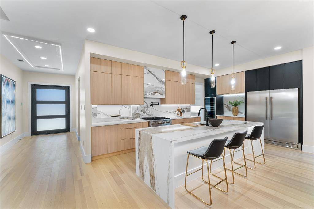 4717 Linnet Lane, Dallas, TX 75209