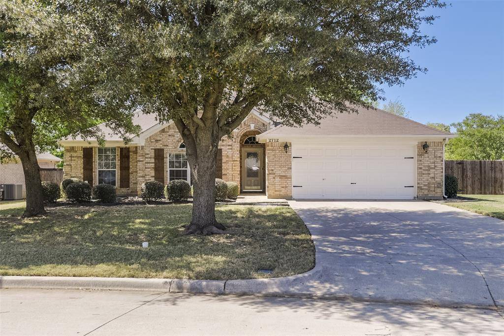 2712 Ferncrest Trail, Mansfield, TX 76063