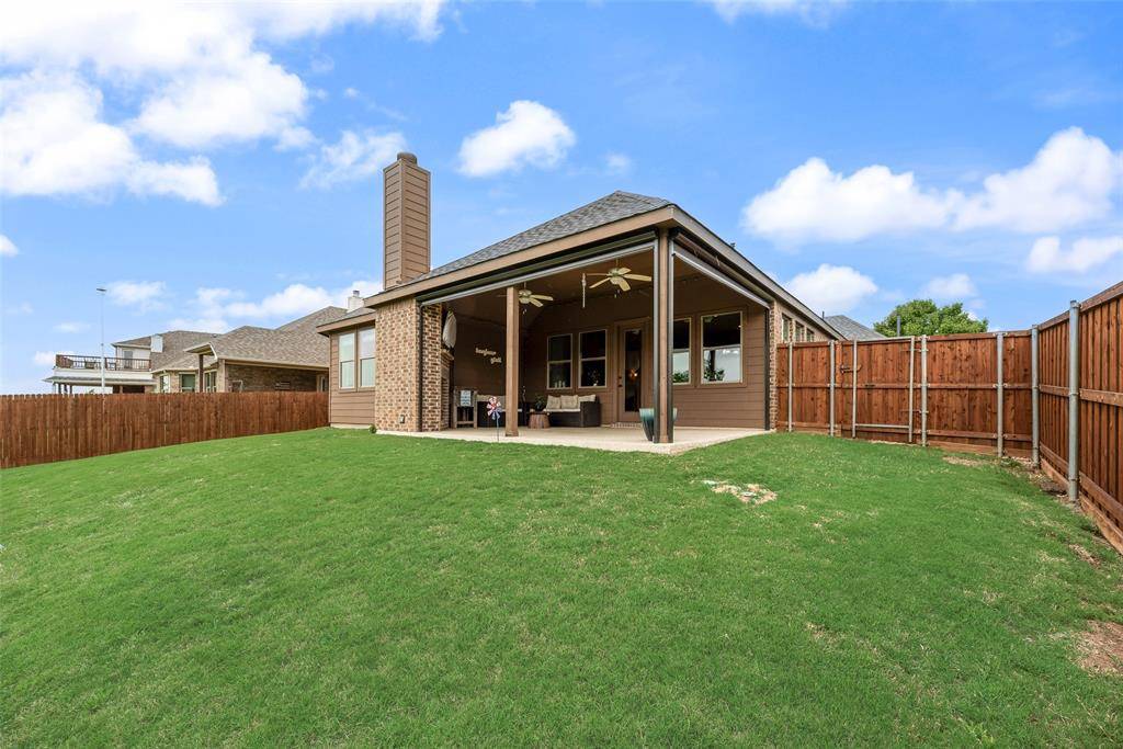 2112 Benjamin Creek Drive, Little Elm, TX 75068