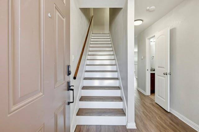 2320 Bloomfield Drive, Arlington, TX 76012