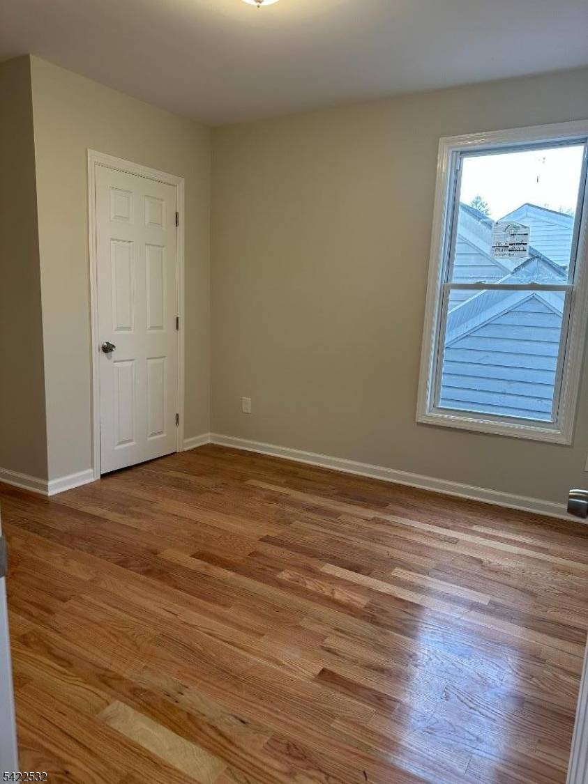 68 Arch St, Paterson City, NJ 07522