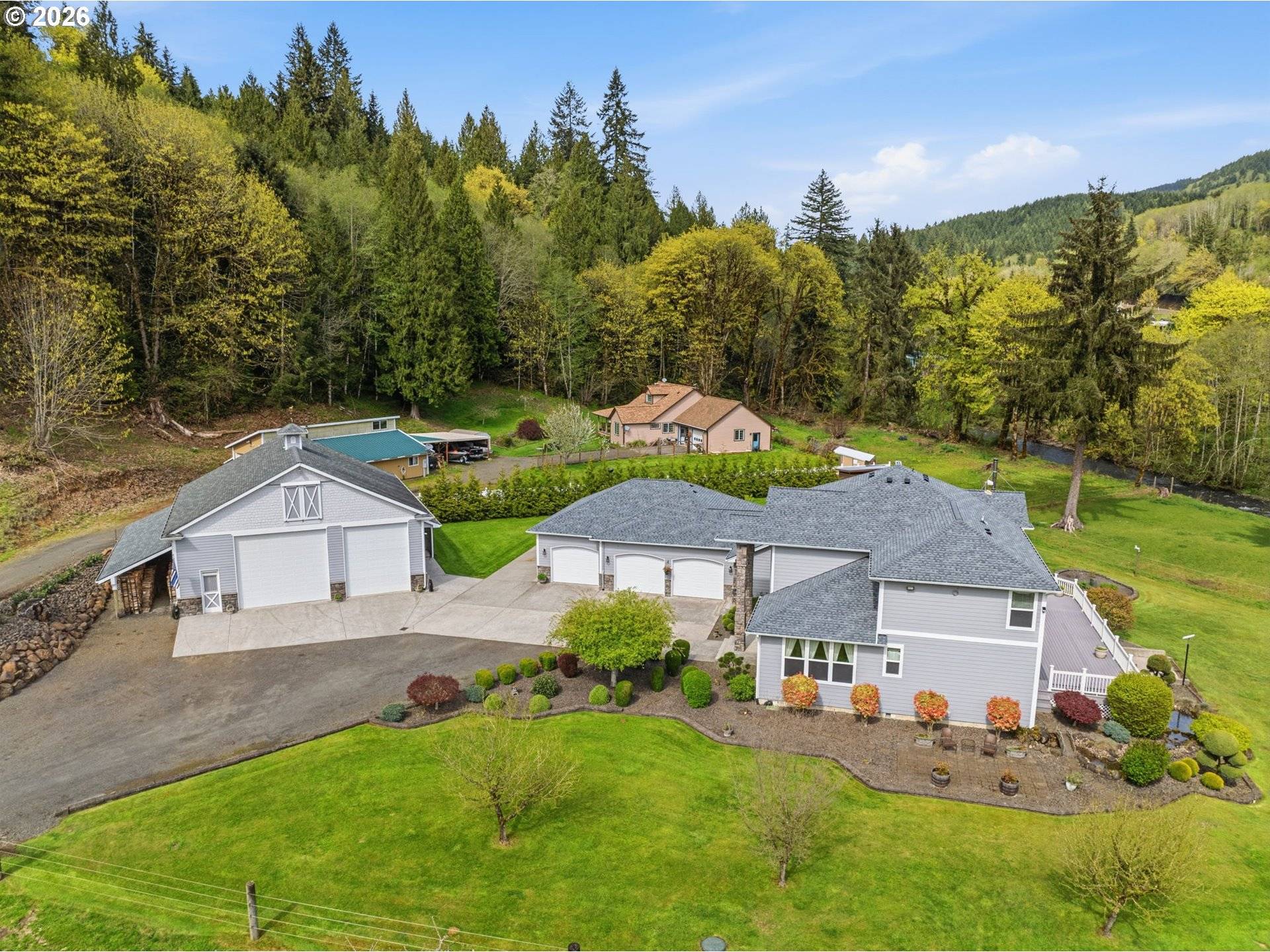 480 Apple Creek Rd, Longview, WA 98632