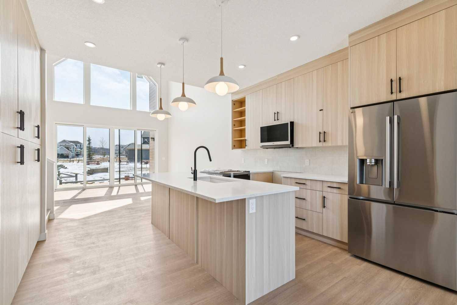 37 Cottageclub LN, Rural Rocky View County, AB T4C1B1