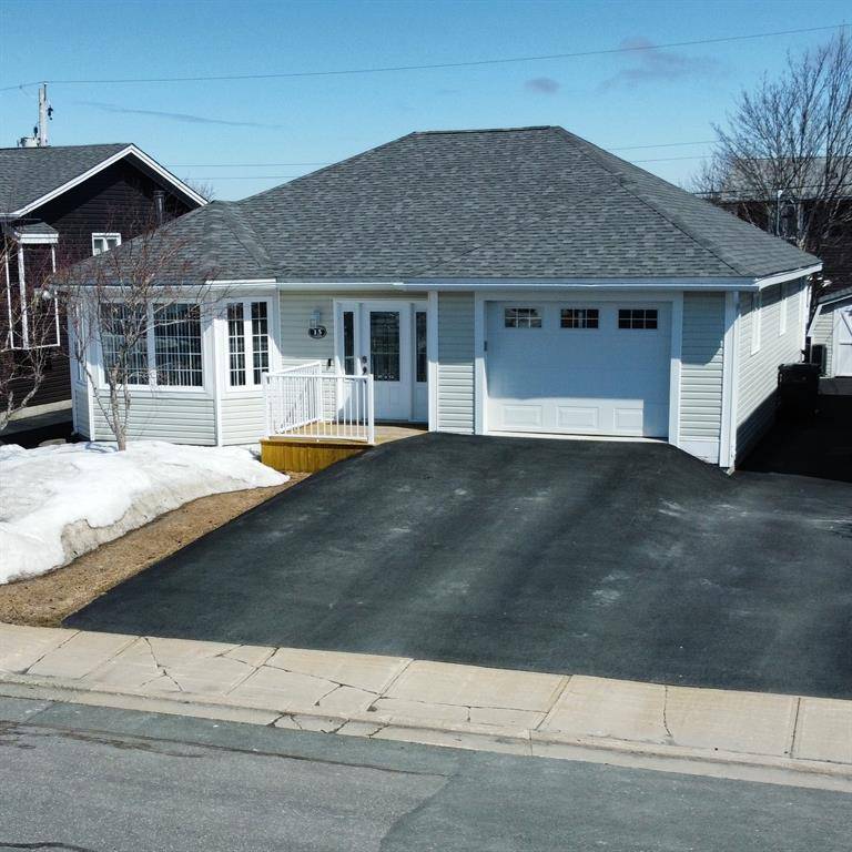 13 Westbrook Landing, Mount Pearl, NL A1N5G7