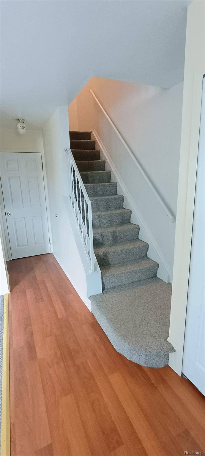 6907 Harvard Lane LN, Canton Charter Township, MI 48187