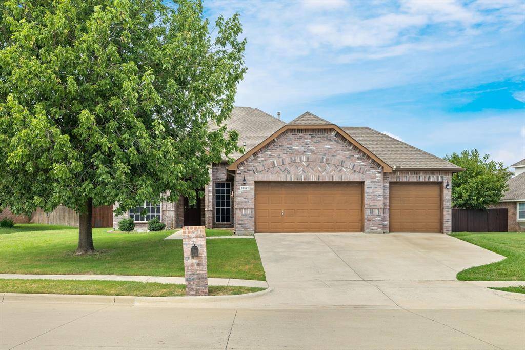 13501 Leather Strap Drive, Fort Worth, TX 76052