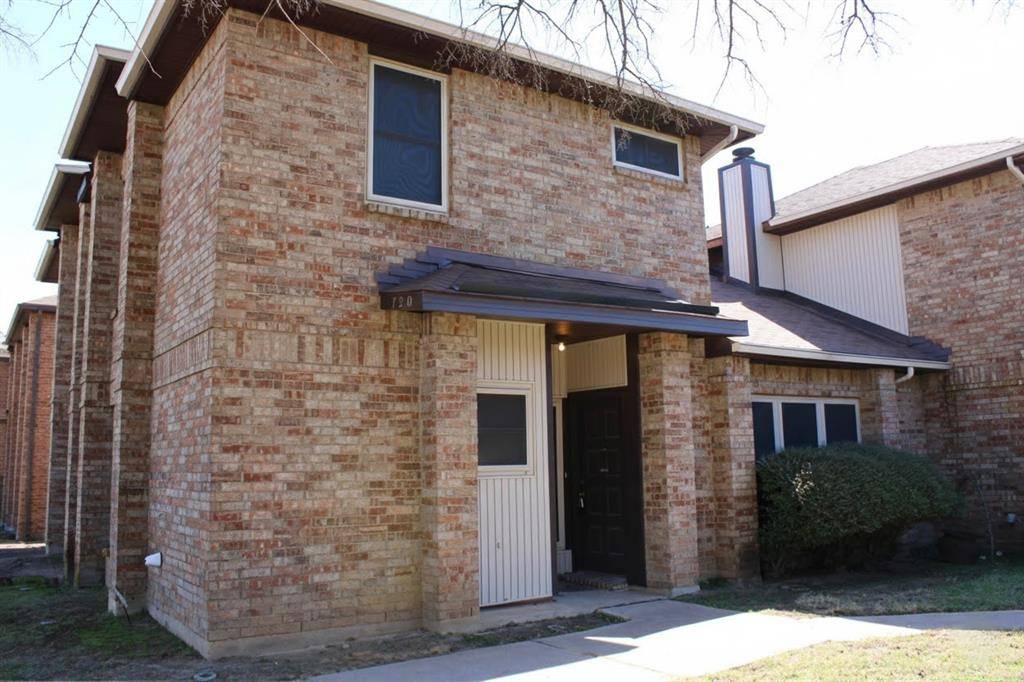 720 Cresent Drive, Desoto, TX 75115