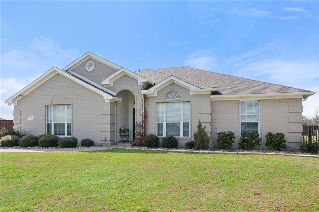 105 Meadow Glen Court, Aledo, TX 76008