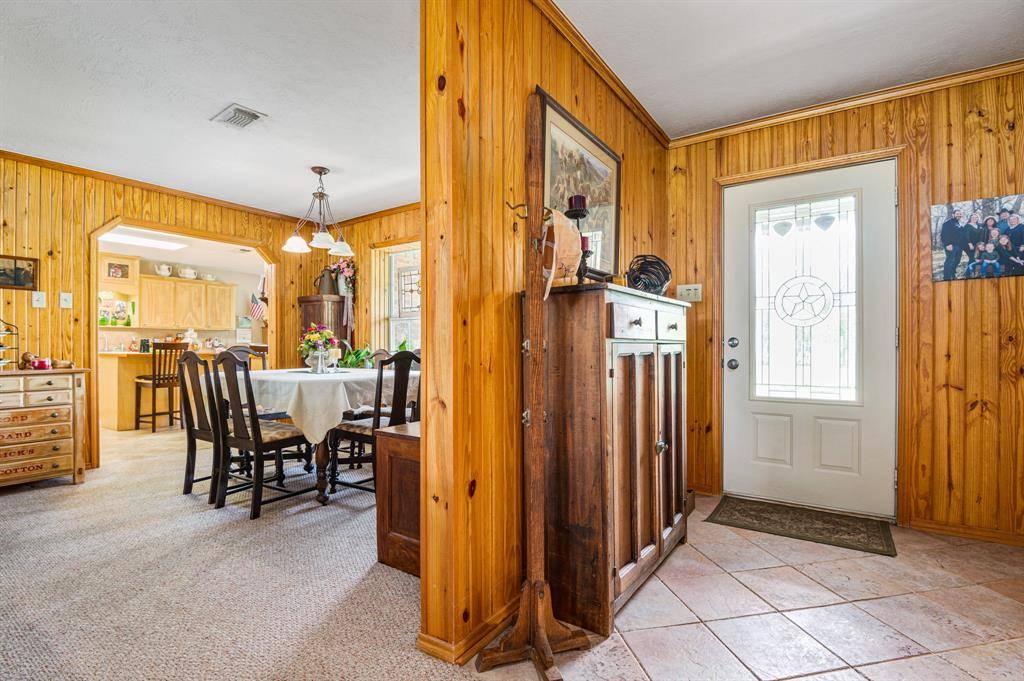 888 State Highway 21 E, Crockett, TX 75835