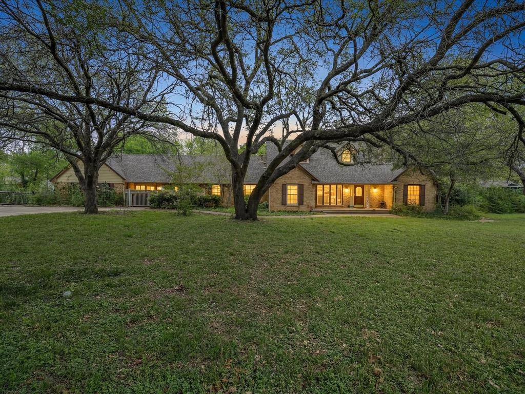 1406 Braewood Place, Duncanville, TX 75137