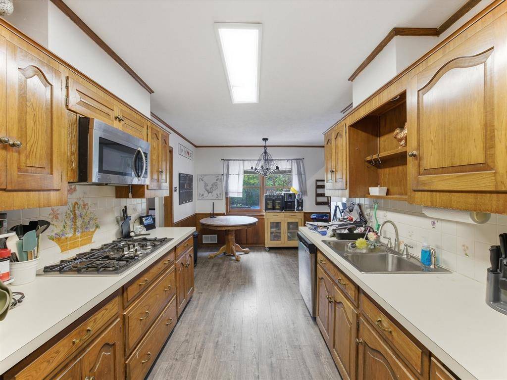 1406 Braewood Place, Duncanville, TX 75137