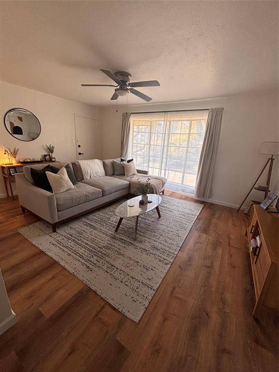 8057 Meadow Road #202, Dallas, TX 75231