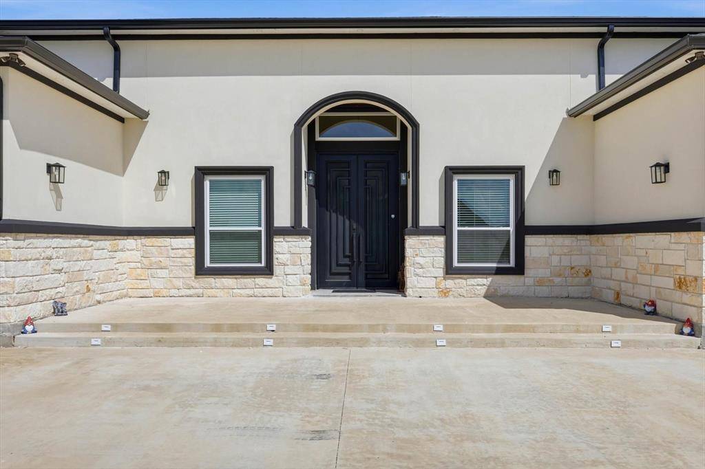 1401 Carter Drive, Royse City, TX 75189