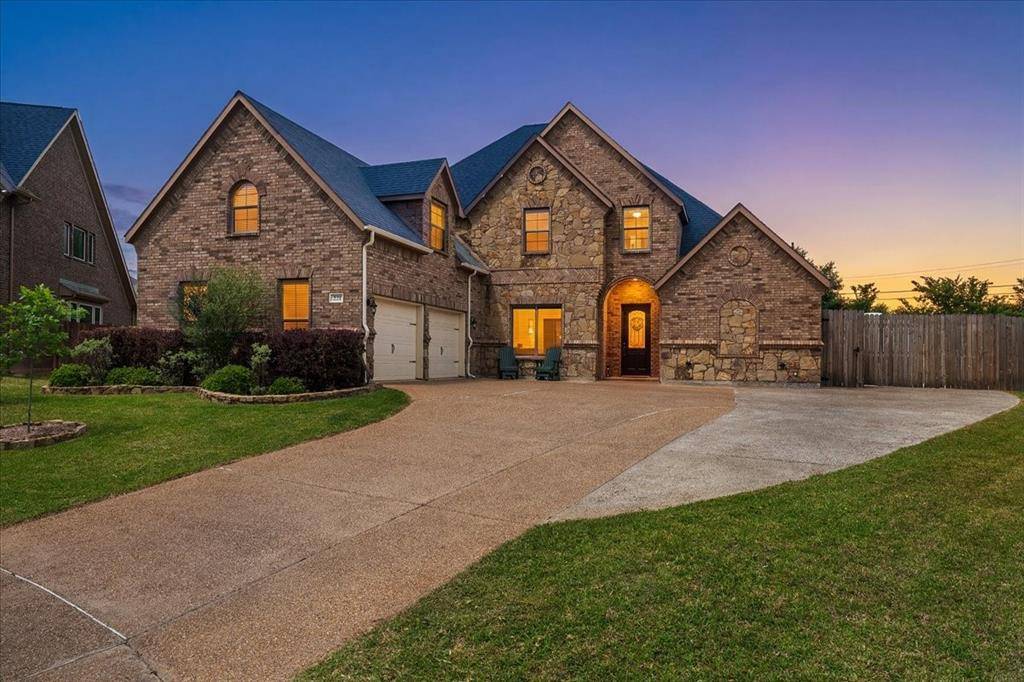 221 Adventus Court, Mansfield, TX 76063