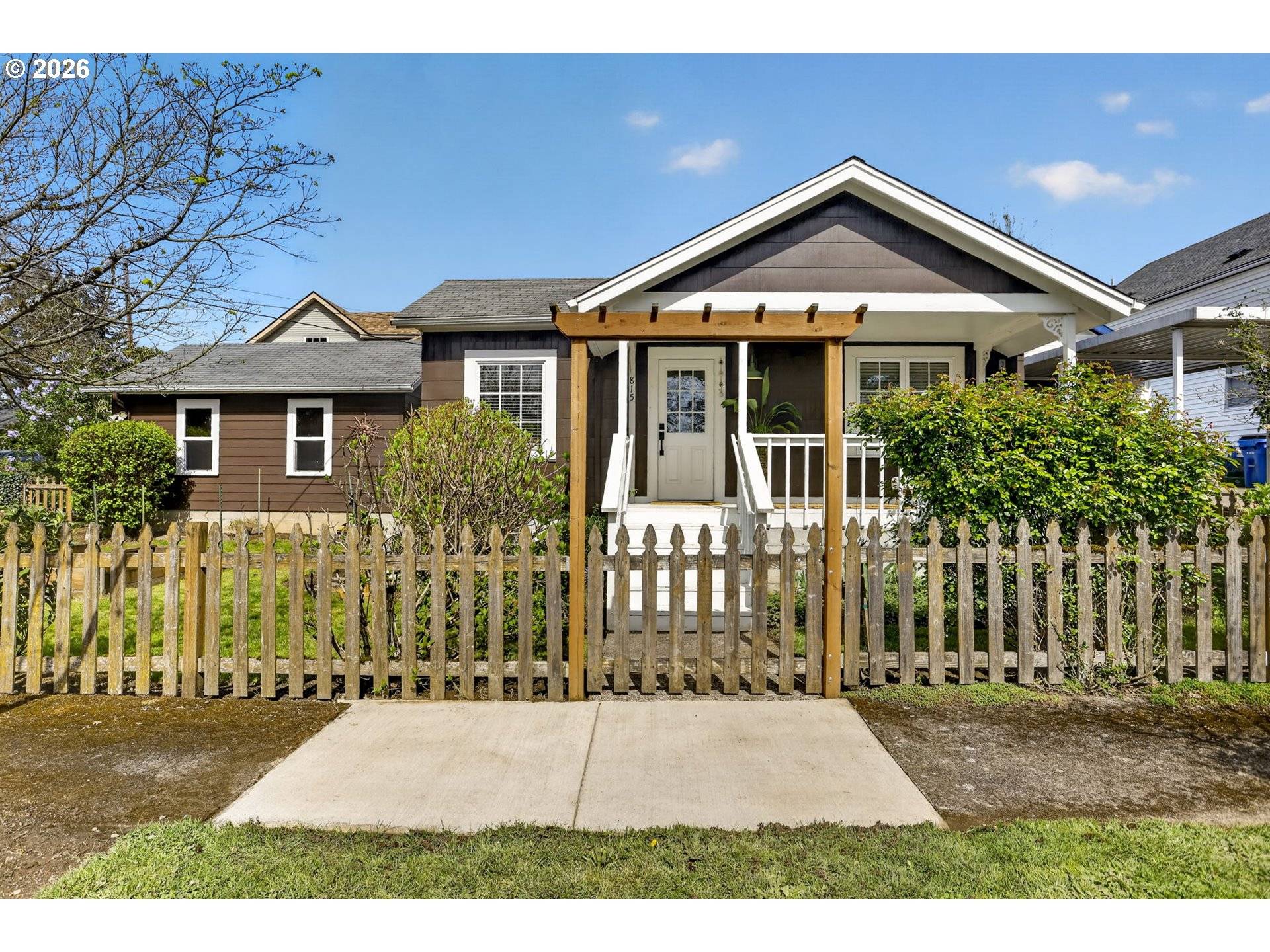 815 SE 2ND AVE, Camas, WA 98607