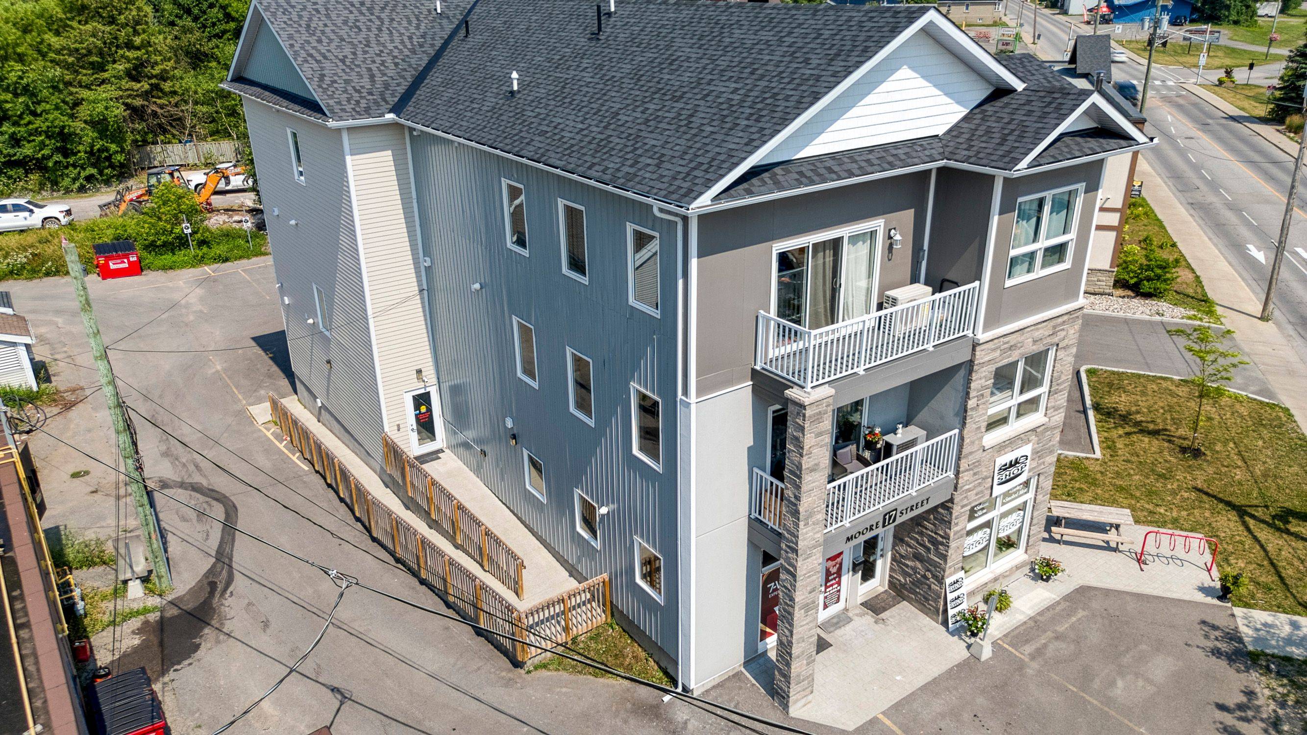 17 Moore ST, Carleton Place, ON K7C 2R4