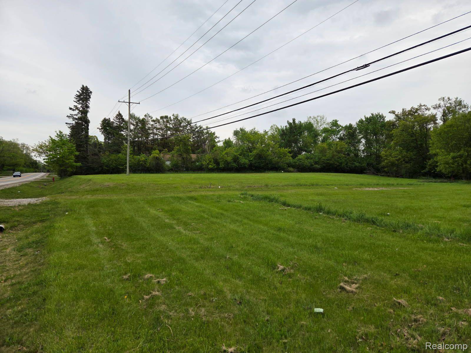 7585 Pontiac Trail, West Bloomfield Twp, MI 48323