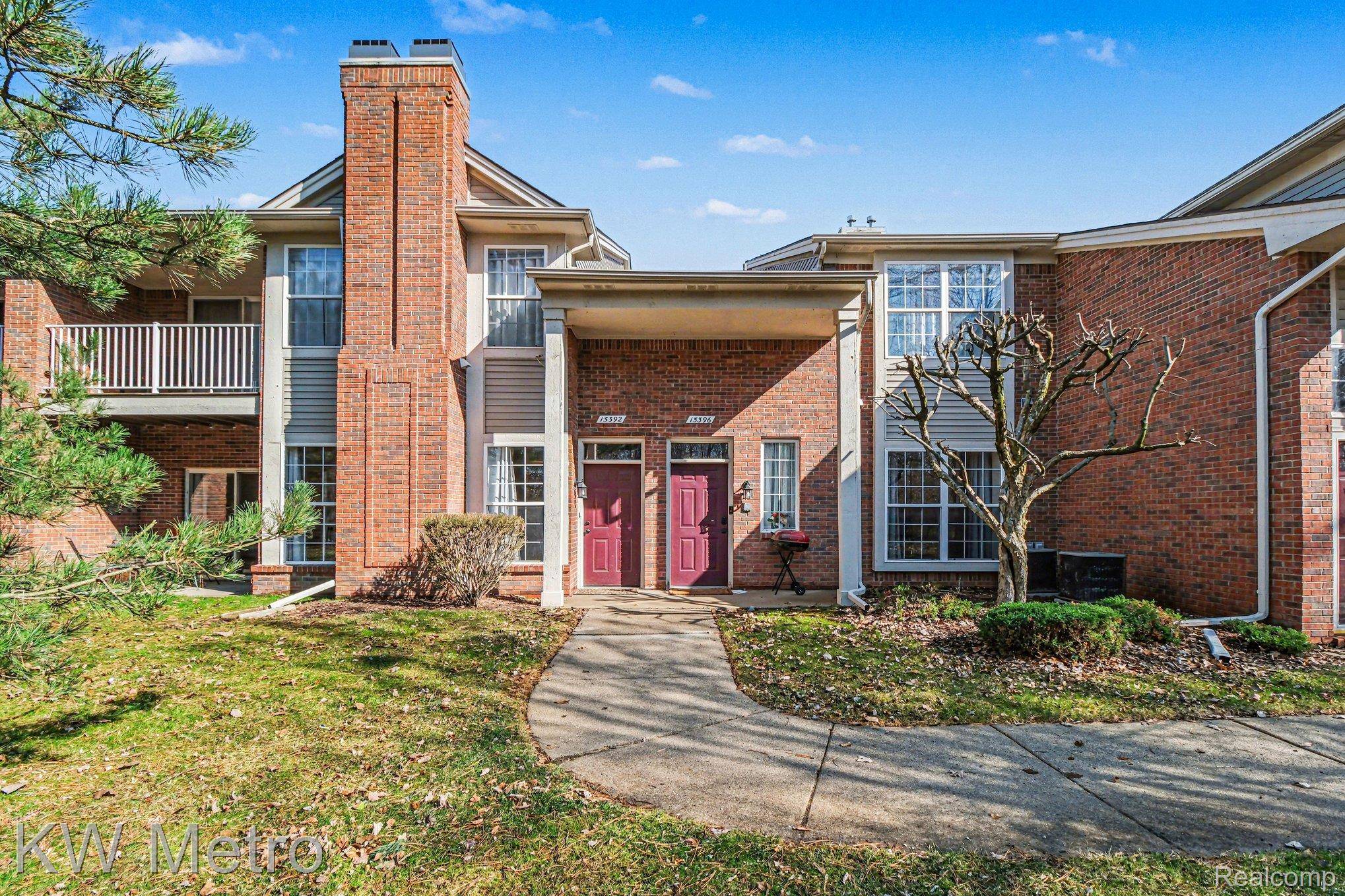 15392 Yale DR #195, Clinton Charter Township, MI 48038