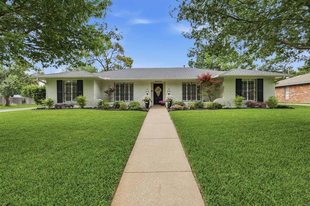 1000 Bert Drive, Arlington, TX 76012