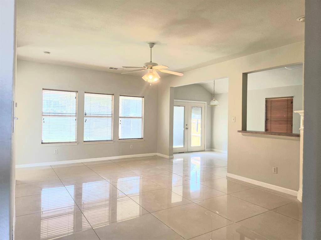 2947 Appaloosa Drive, Dallas, TX 75237